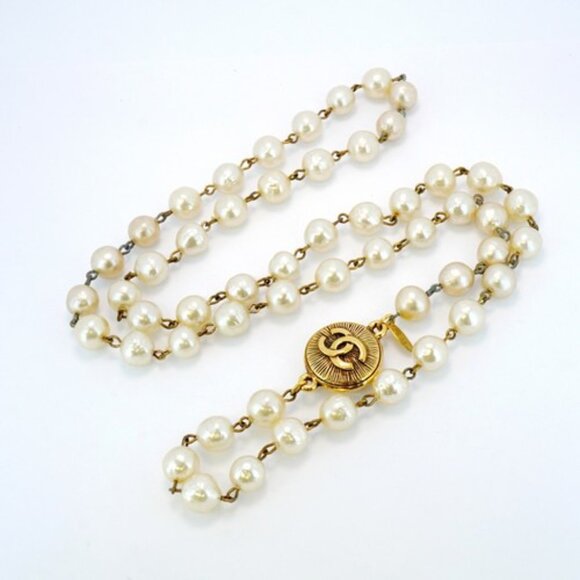 #56 - Authentic Chanel Necklace Coco Mark Circle Gold-Plated Fake Pearl Necklace - Picture 5 of 11